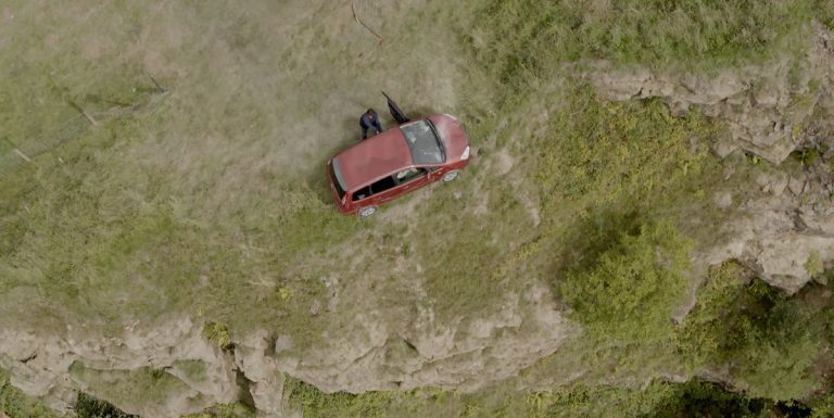 Spoilers Emmerdale – nouvelles photos spectaculaires du crash publiées
