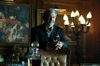 Mel Gibson dans une scène de la série préquelle de John Wick The Continental, désormais diffusée sur Prime Video.