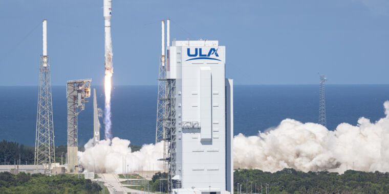 La fusée Atlas V achève sa livraison orbitale sur cible pour Amazon