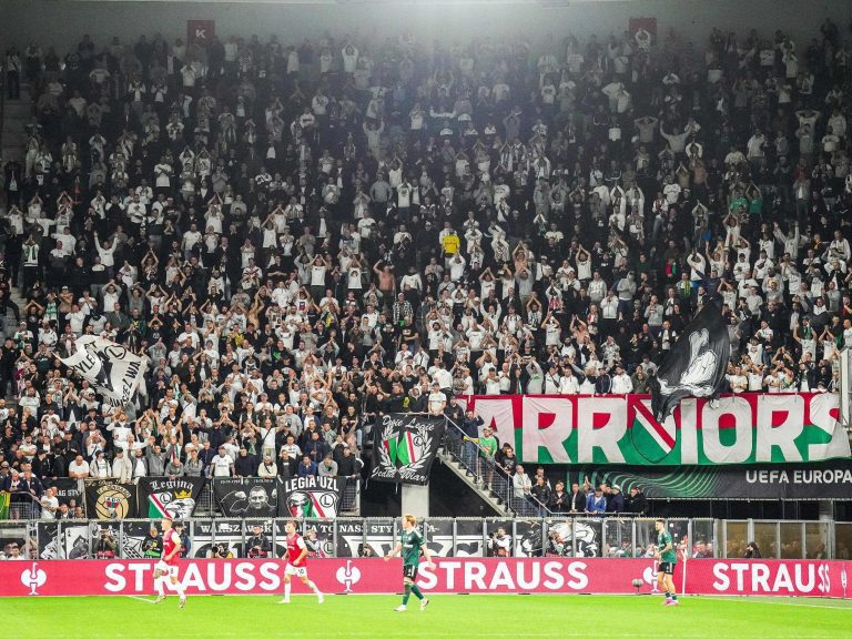 Deux joueurs du Legia Varsovie arrêtés après des échauffourées avec la police après un match à Alkmaar