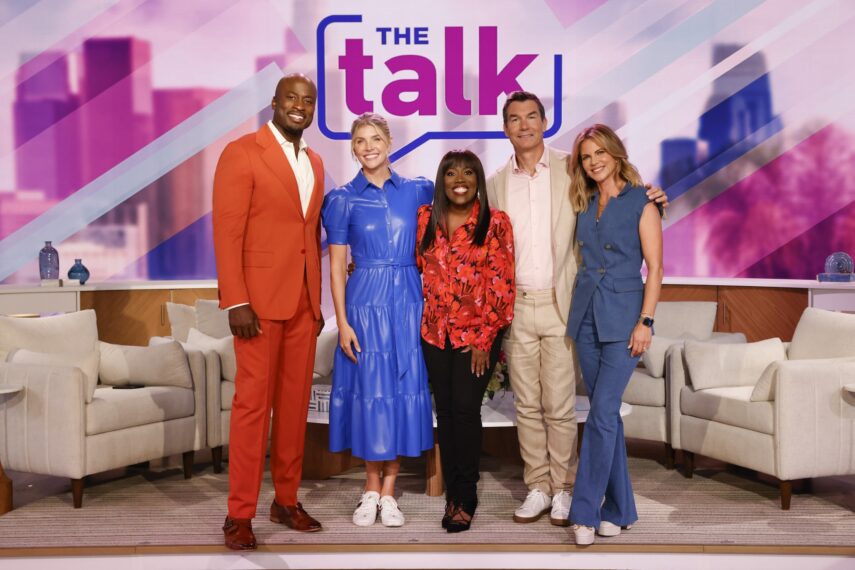 Akbar Gbajabiamila, Amanda Kloots, Sheryl Underwood, Jerry O'Connell et Natalie Morales de « The Talk »