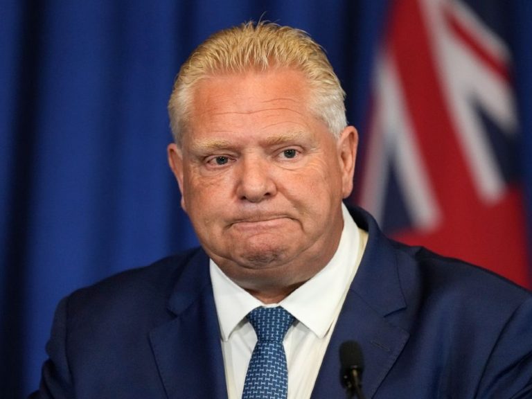 Randall Denley : Doug Ford est politiquement fini.  Son parti doit lui dire que