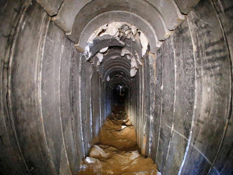 Un réseau de tunnels secrets complique l’offensive israélienne à Gaza