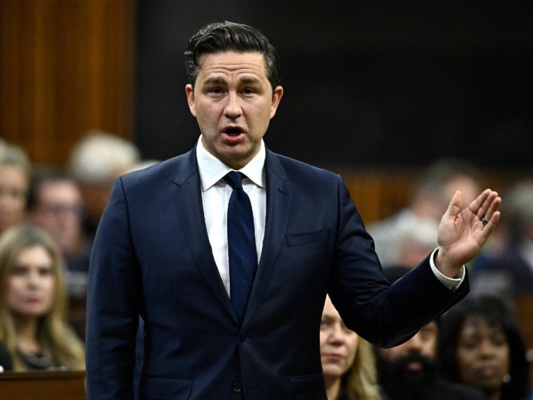 Poilievre appelle à des « sanctions plus sévères » contre l’Iran en réponse aux attaques du Hamas