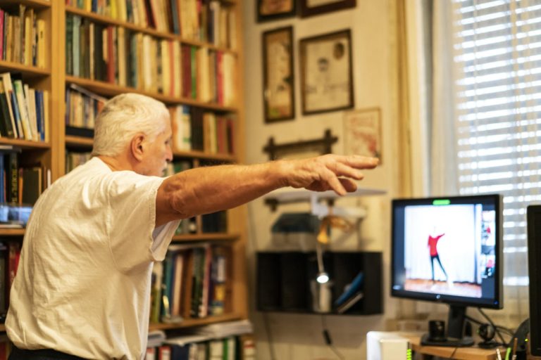 Les capteurs portables suivent avec plus de précision la progression de la maladie de Parkinson que l’observation traditionnelle