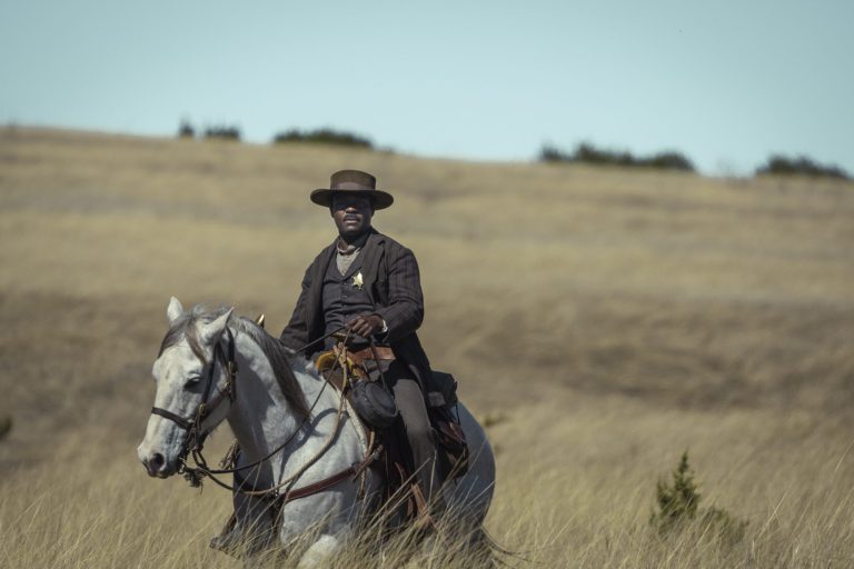 Lawmen : Bass Reeves : Paramount+ publie une bande-annonce et des illustrations clés pour la série Taylor Sheridan
