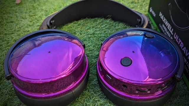 Audeze Maxwell Ultraviolet Revue 2