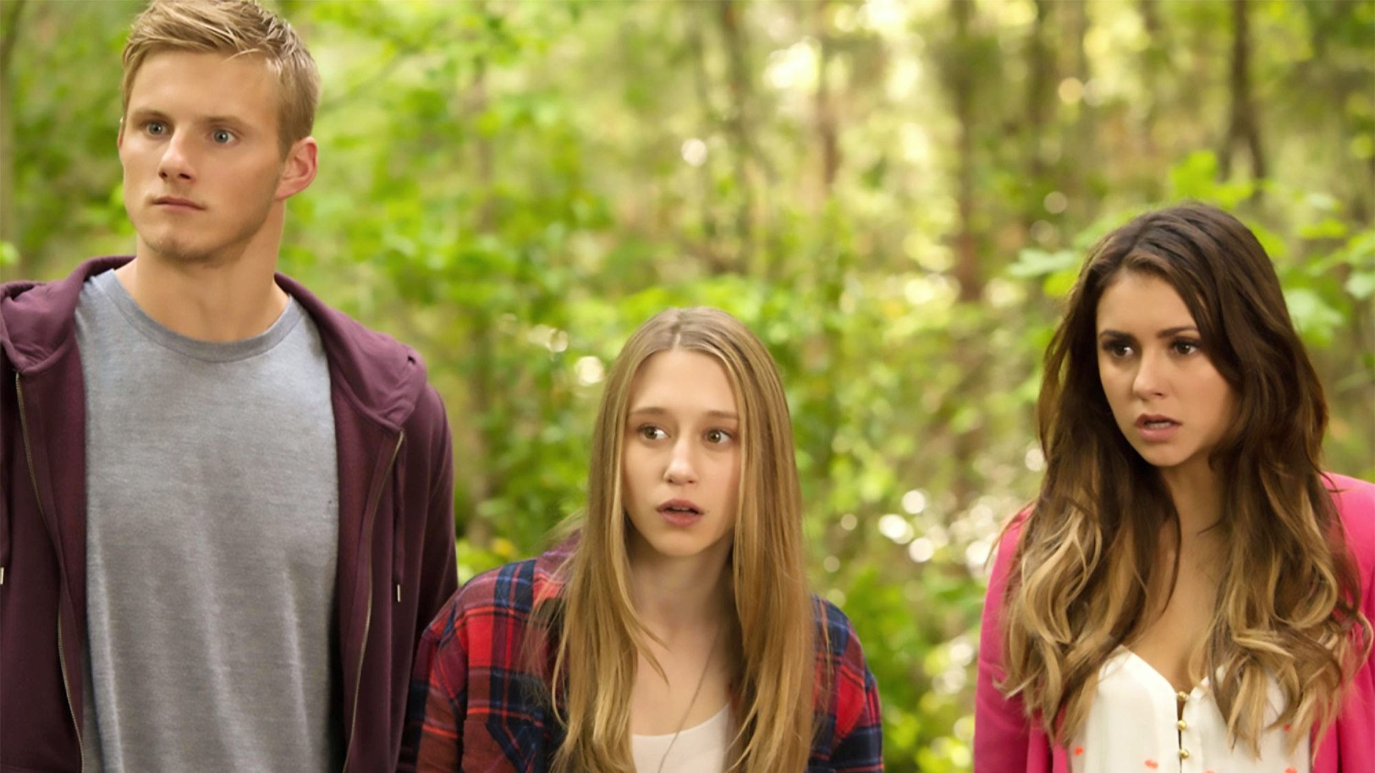 (de gauche à droite) Alexander Ludwig, Taissa Farmiga, Nina Dobrev dans Final Girls