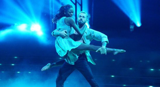 Charity Lawson and Artem Chigvintsev dancing contemporary on Dancing with the Stars