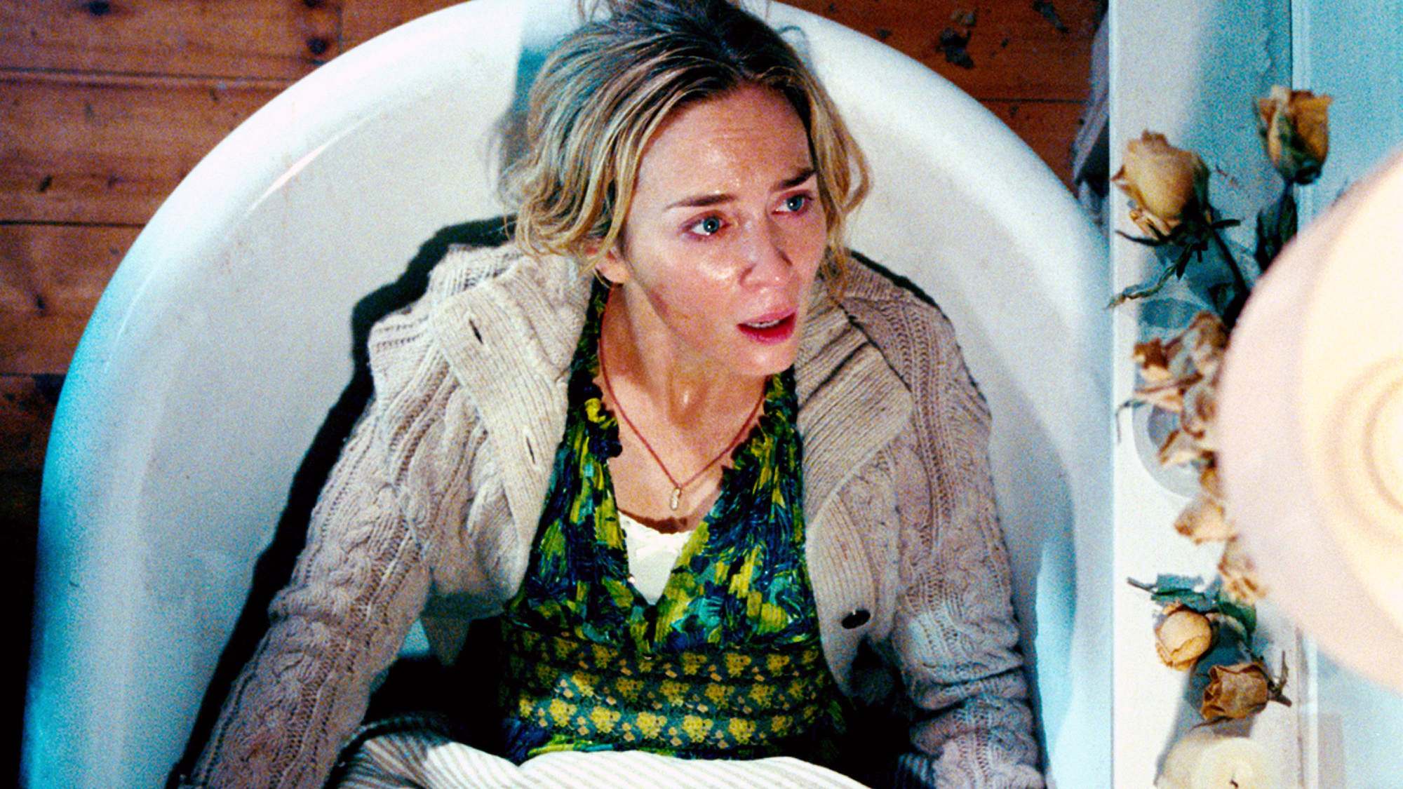 Emily Blunt dans un endroit calme