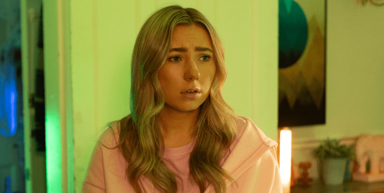 Peri Lomax de Hollyoaks fait une découverte choquante dans le mystère de Rayne
