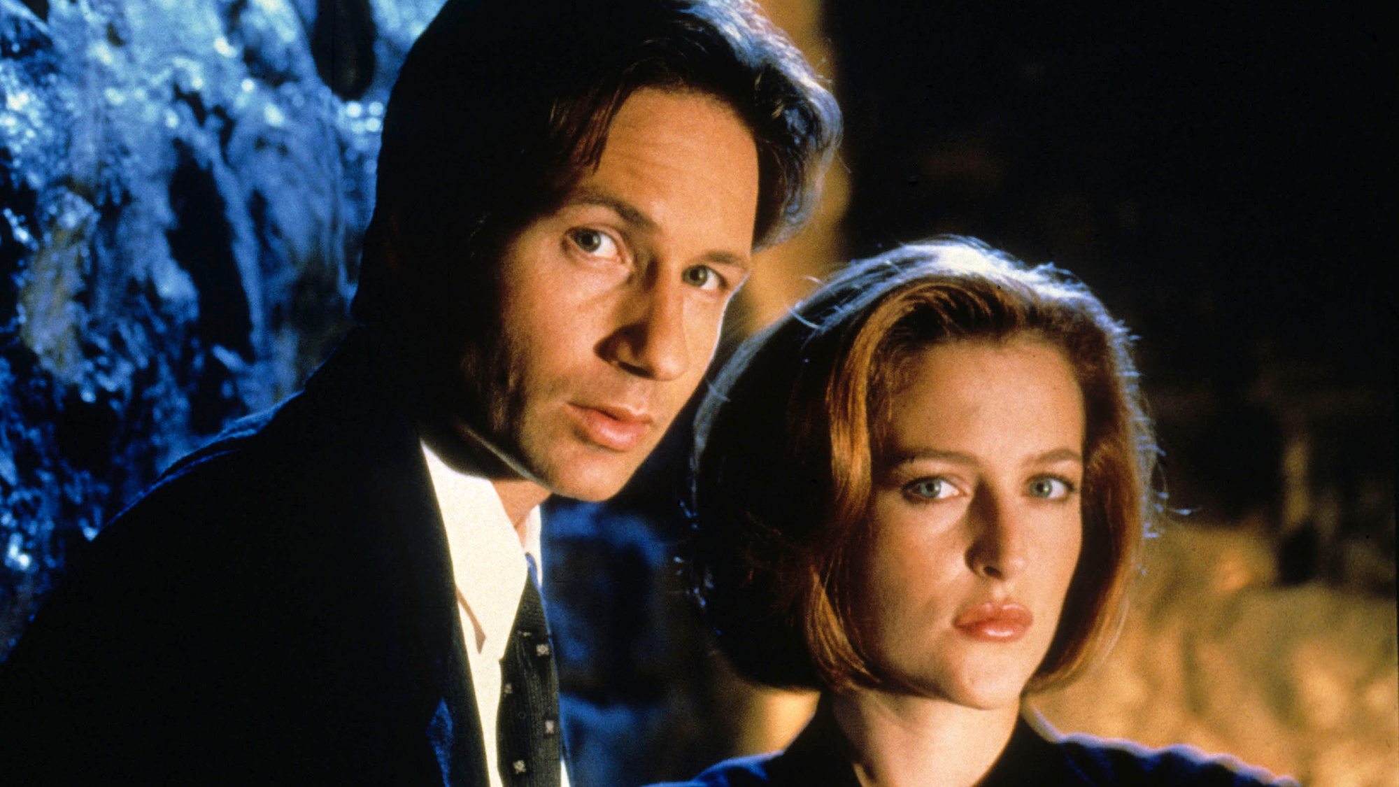 David Duchovny et Gillian Anderson dans X-Files