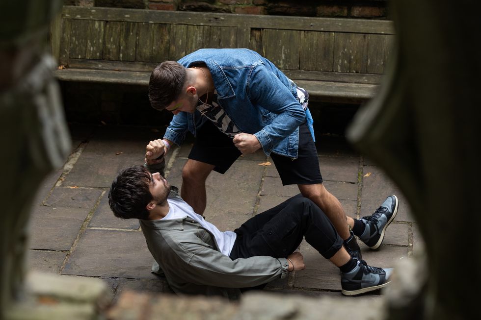 Brent Taylor et Roméo Nightingale à Hollyoaks