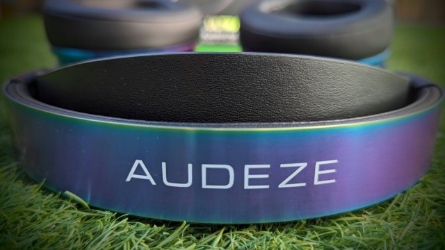 Audeze Maxwell Ultraviolet Revue 1