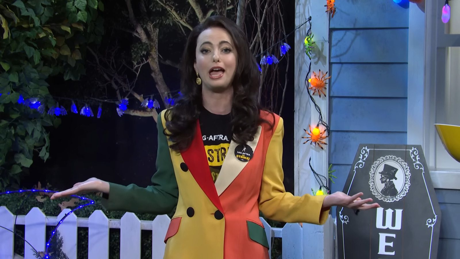 Fran Drescher impose un Halloween favorable aux grèves du SAG sur Saturday Night Live
