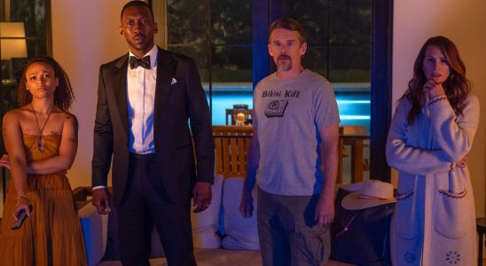 Julia Roberts, Ethan Hawke et Mahershala Ali font face à une cyberattaque dans la bande-annonce de Leave The World Behind