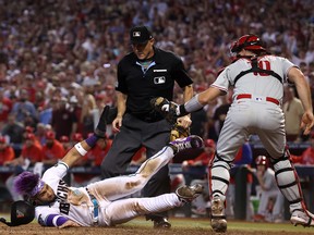 Lourdes Gurriel Jr. des Diamondbacks de l'Arizona se fait étiqueter à domicile