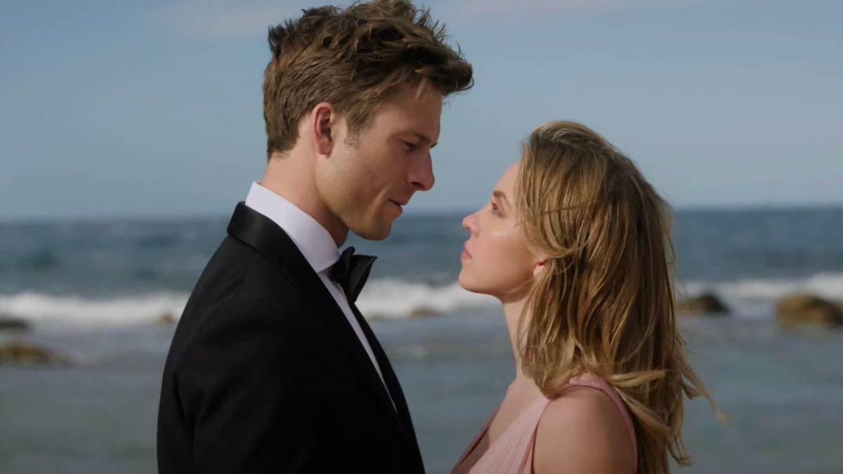 La bande-annonce de Sydney Sweeney et Glen Powell est là, et je comprends pourquoi ces rumeurs ont commencé
