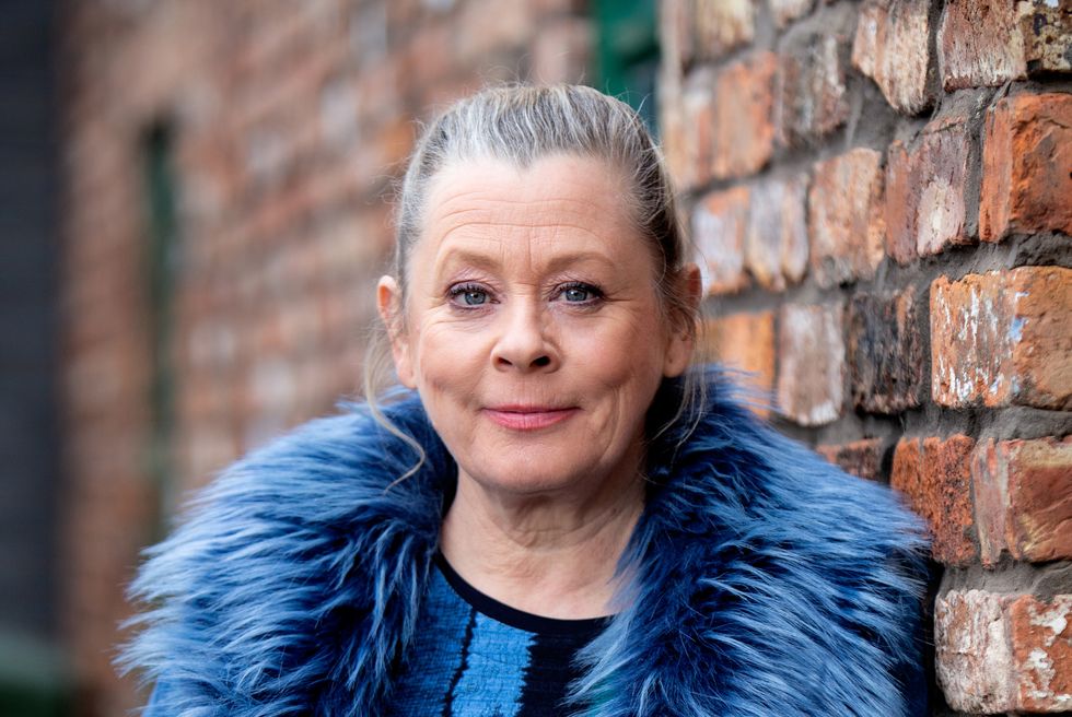 Jane Hazlegrove dans le rôle de Bernie Winter dans Coronation Street