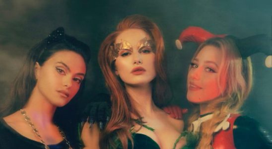 Riverdale Stars Reveal Their Gotham City Sirens Halloween Costumes Poison Ivy Catwoman Harley Quinn