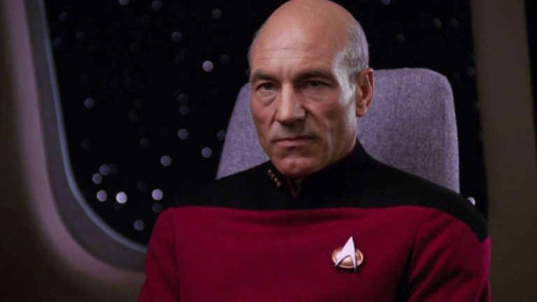 Star Trek : Patrick Stewart de TNG admet qu'il était un "bâtard" pendant le tournage de la saison 1
