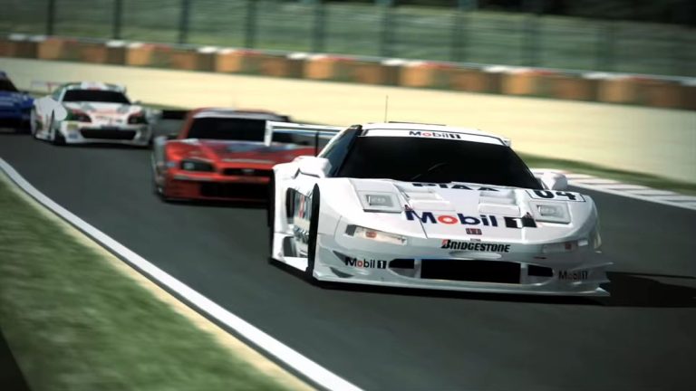 14 ans après le lancement, un fan de Gran Turismo parvient à découvrir des codes de triche PSP inédits « par pure curiosité »