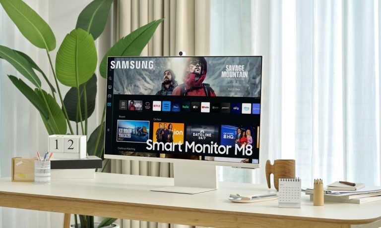 Le moniteur intelligent M80C de 32 pouces de Samsung est tombé à 400 $ dans le cadre d’un premier accord du Black Friday