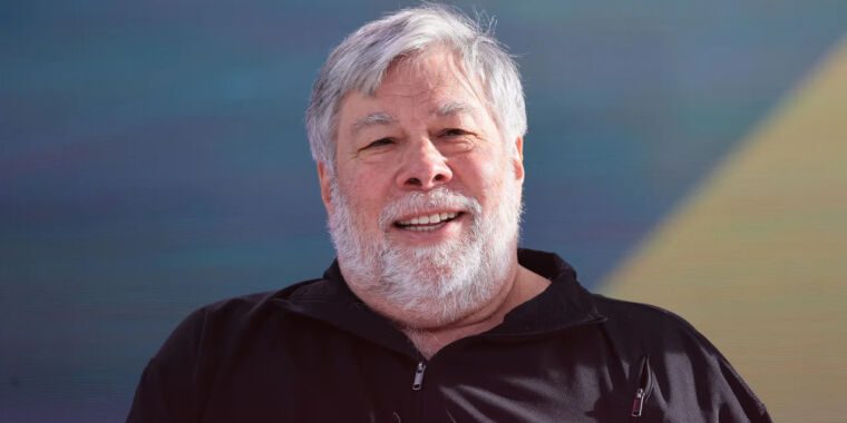 Steve Wozniak est victime d’un accident vasculaire cérébral mineur à Mexico avant son entretien prévu