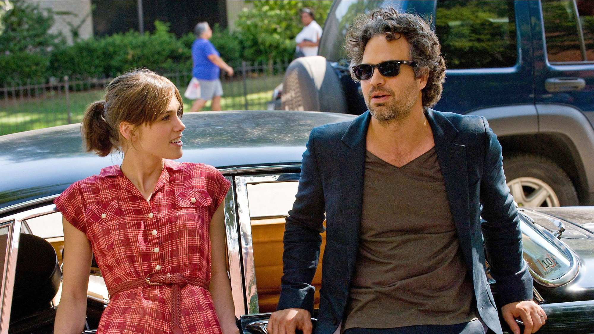 Keira Knightley et Mark Ruffalo dans Recommencer