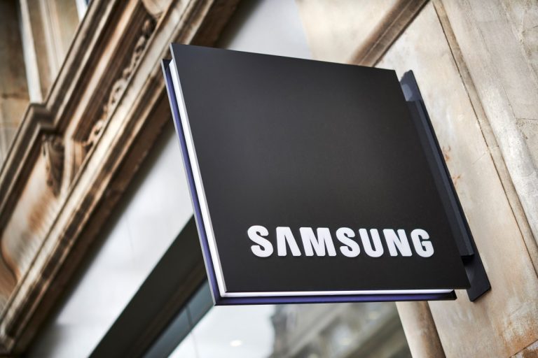 Samsung affirme que des pirates ont accédé aux données de ses clients lors d’une violation qui a duré un an