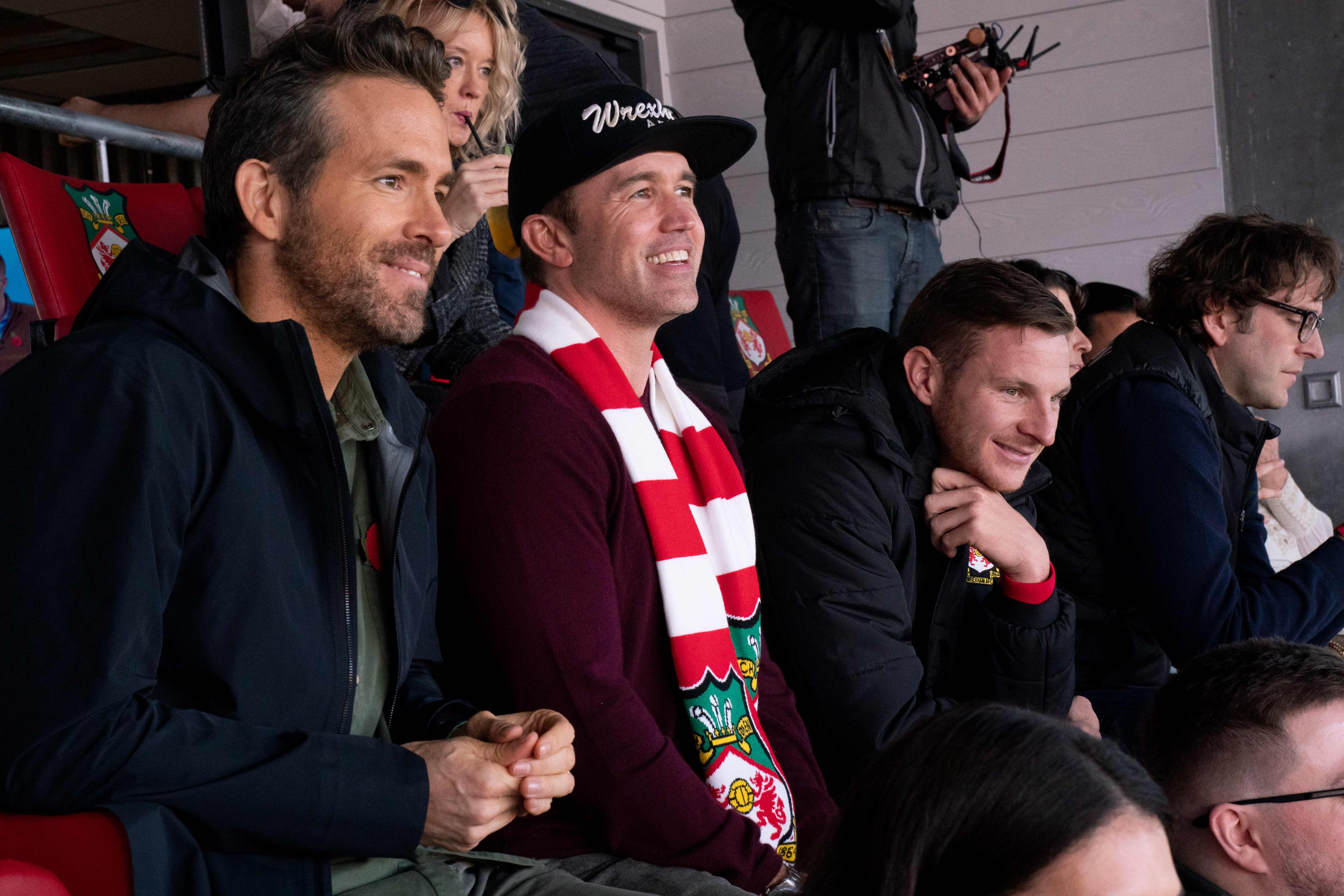 Bienvenue à Wrexham - Sur la photo : (de gauche à droite) Ryan Reynolds, Rob McElhenney