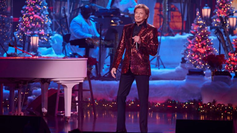 Barry Manilow in 