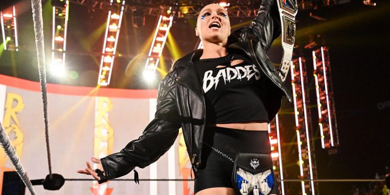 Ronda Rousey signera-t-elle avec AEW ?
