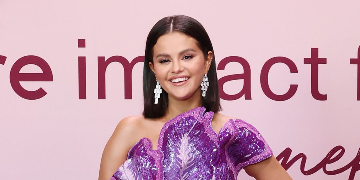 La star de Only Murders, Selena Gomez, dévoile sa transformation capillaire « bronde »
