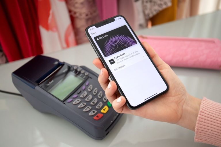 Les utilisateurs d’Apple Pay peuvent bénéficier de réductions de vacances chez ces 8 détaillants : ce que vous devez savoir