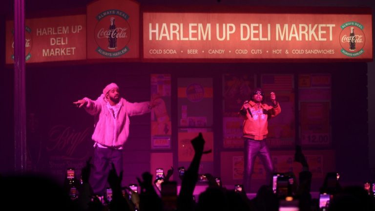 NEW YORK, NEW YORK - JANUARY 21: Drake and 21 Savage performs on stage at The Apollo Theater on January 21, 2023 in New York City. (Photo by Dimitrios Kambouris/Getty Images for SiriusXM)