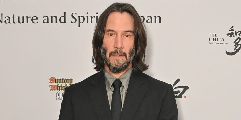 Constantine 2 avec Keanu Reeves reçoit une mise à jour prometteuse
