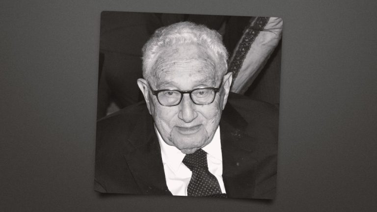 Henry Kissinger, secrétaire d'État sous les présidents Nixon et Ford, est décédé à 100 ans
