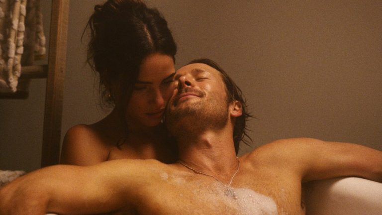 Adria Arjona, Glen Powell Hit Man