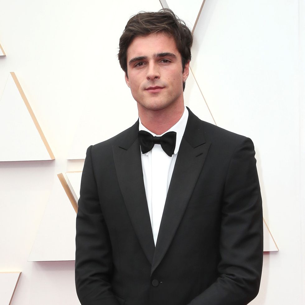 Jacob Elordi, tapis rouge des Oscars 2022