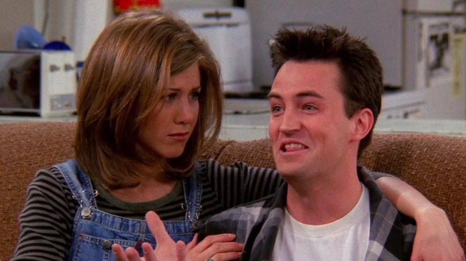 Jennifer Aniston se souvient de Matthew Perry avec un message touchant et le qualifie de « famille choisie »
