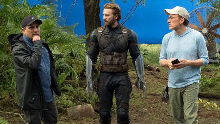 Joe Russo d'Avengers Endgame répond de manière ludique aux critiques du MCU de Martin Scorsese
