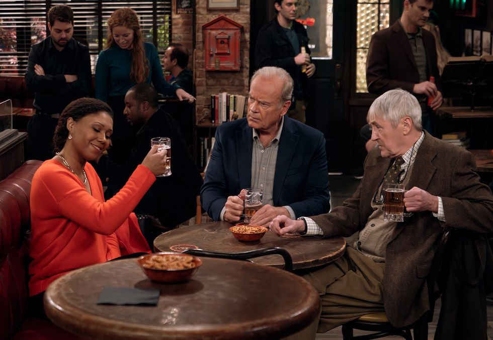 toks olagundoye, nicholas lyndhurst, kelsey gramer, frasier, saison 1