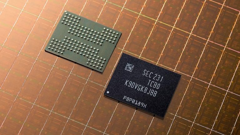 A photo of two Samsung NAND flash chips