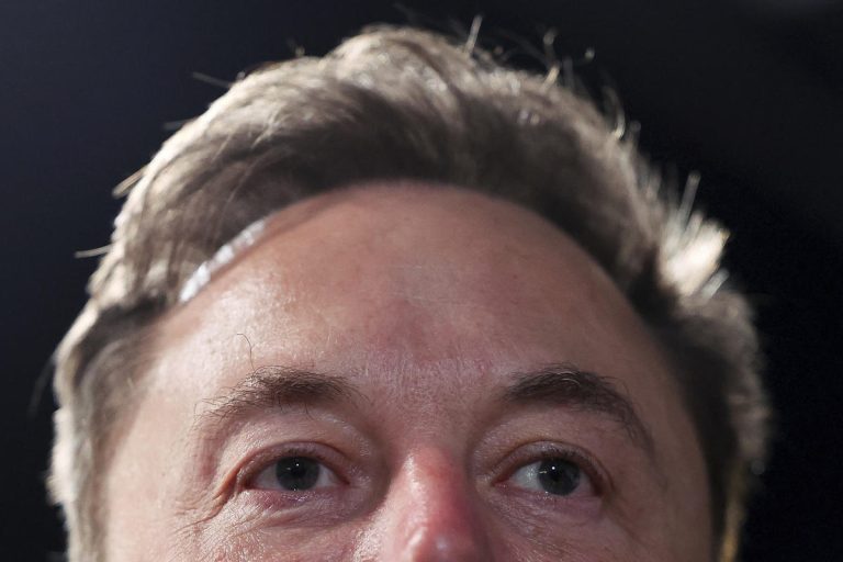 La nouvelle société d’IA d’Elon Musk, xAI, sera lancée ce week-end