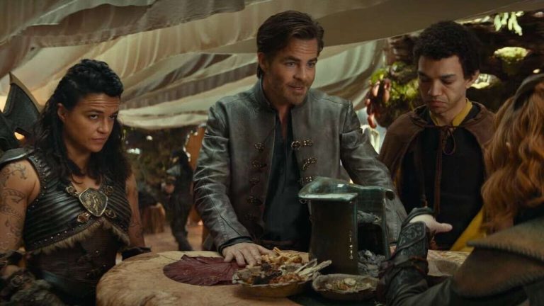 La star de Donjons et Dragons, Chris Pine, est "plutôt confiant" dans le fait qu'ils feront une suite
