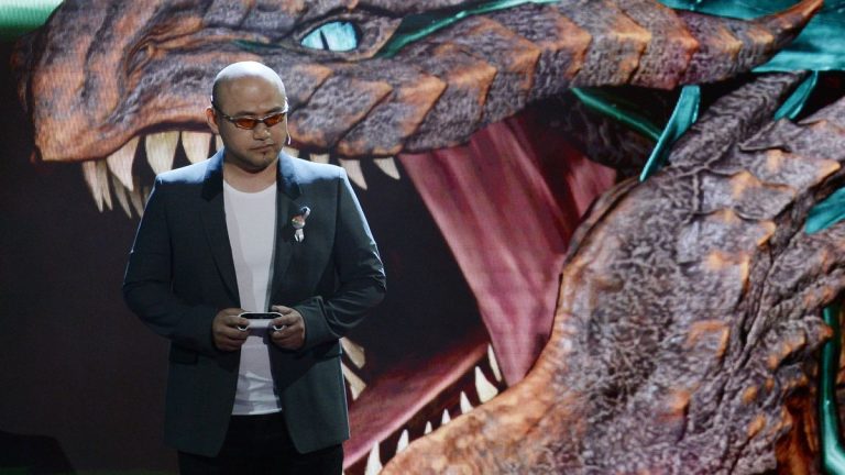 Le créateur de Bayonetta, Hideki Kamiya, dit que "ce serait un désastre" s'il collaborait un jour avec Hideo Kojima ou Yoko Taro : "Ça ne fonctionne pas comme dans Dragon Ball"
