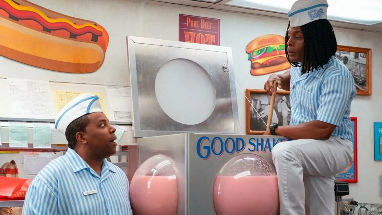 Le réalisateur et les scénaristes de Good Burger 2 parlent des rappels de Nickelodeon et de l'usurpation de la vidéo Imagine [Exclusive Interview]
