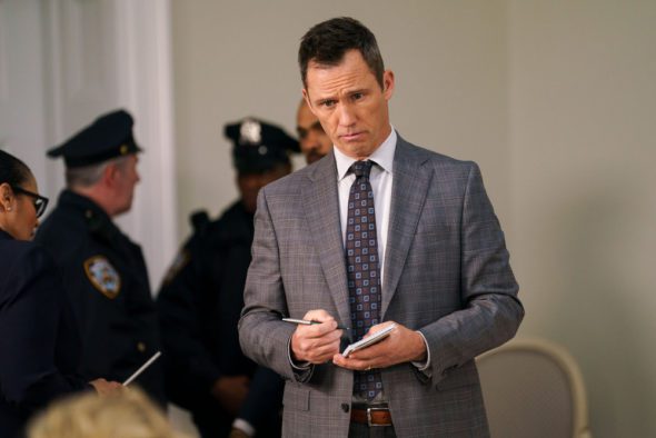  Loi et ordre : saison 23 ;  Jeffrey Donovan ne reviendra pas pour la saison 2023-24 de la série NBC
