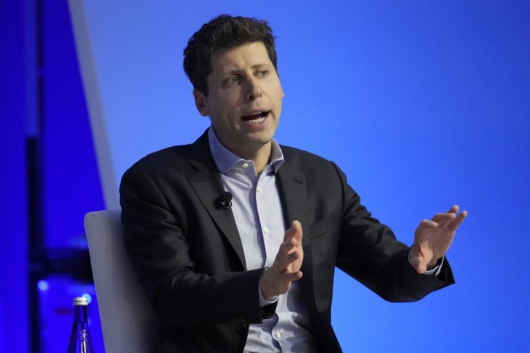 OpenAI envisagerait de réintégrer le PDG récemment évincé, Sam Altman